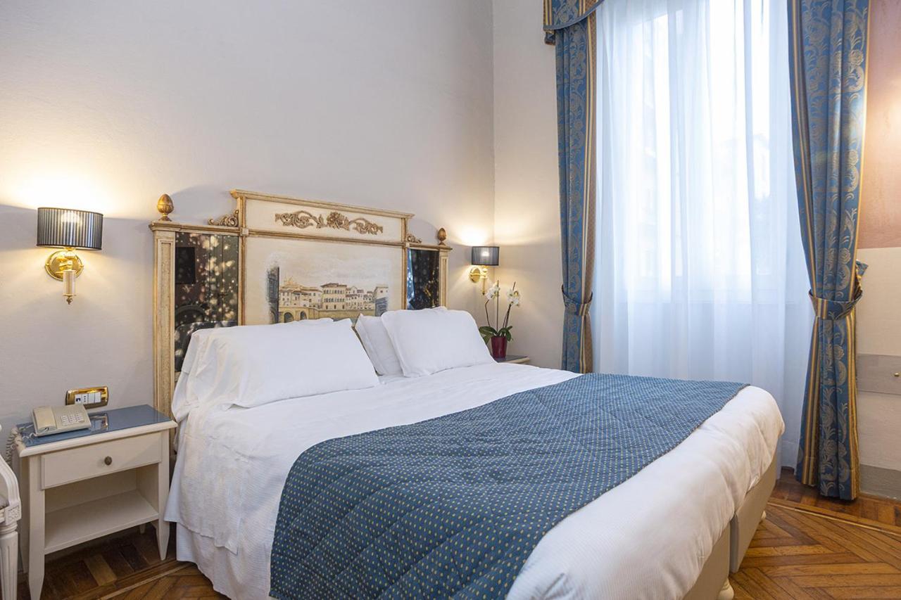 Hotel Donatello Florenz Exterior foto